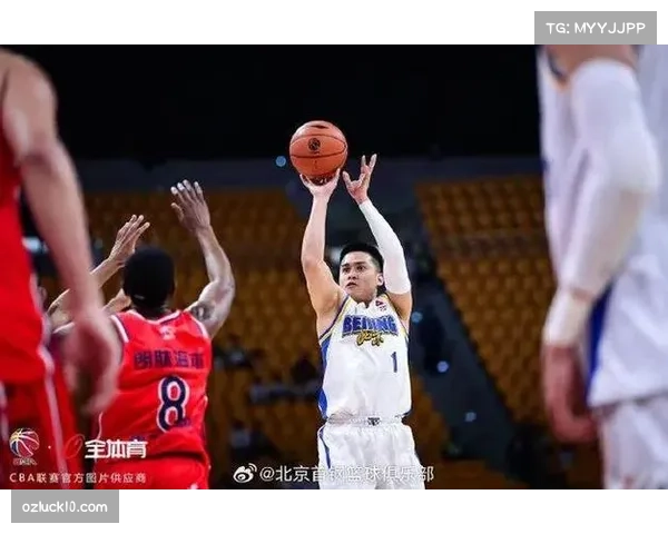 北京北汽进攻端空间利用优化 陈盈骏方硕双后卫驱动体系